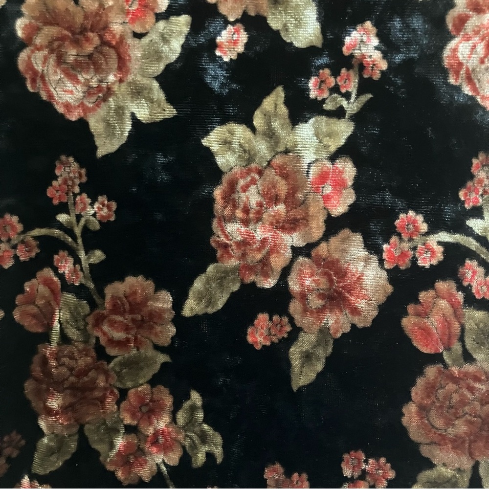 Floral Velvet Culottes - Picture 14 of 16